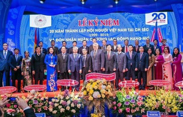 Kỷ niệm 20 năm ngày thành lập Hội người Việt Nam tại Czech
