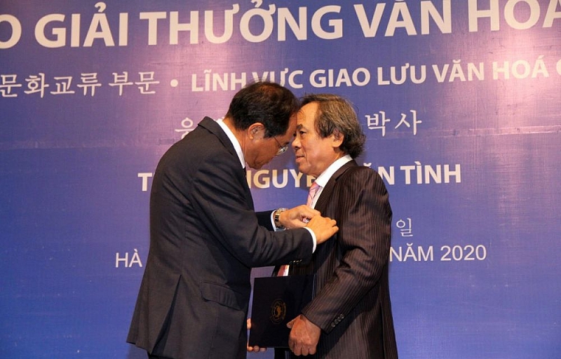Người Việt Nam đầu tiên nhận giải thưởng văn hóa Sejong
