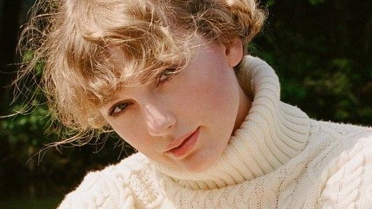 Album ‘Folklore’ của Taylor Swift lại ghi thêm những kỷ lục mới