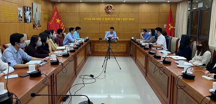 Thứ trưởng Phạm Quang Hiệu đối thoại cùng thanh niên Ủy ban Nhà nước về người Việt Nam ở nước ngoài