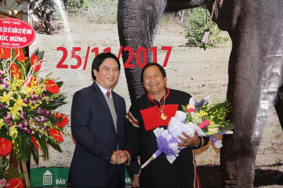 Trưng bày voi Tây Nguyên tại Bảo tàng Dân tộc học trung bay voi tay nguyen tai bao tang dan toc hoc