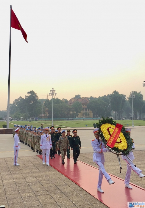 linh mu noi xanh hua quyet tam voi bac truoc khi len duong lam nhiem vu gin giu hoa binh