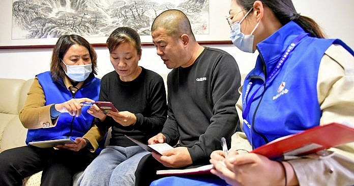 Trung Quốc lần đầu tiên điều tra dân số qua ứng dụng trên điện thoại di động