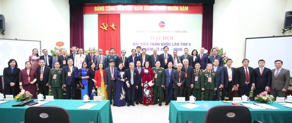 Hội hữu nghị Việt Nam-Campuchia đón nhận Huân chương Lao động hạng Nhì