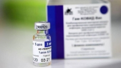 Những người tiêm vaccine Sputnik-V ngừa Covid-19 đầu tiên ở Nga