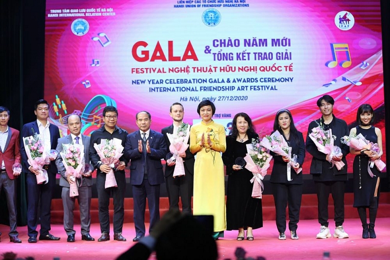 Ấn tượng đêm Gala Liên hoan nghệ thuật hữu nghị quốc tế tại Hà Nội