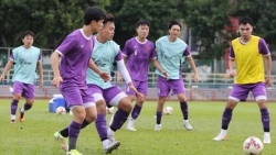 Người Việt tại Singapore tiếp lửa cho đội bóng quê nhà