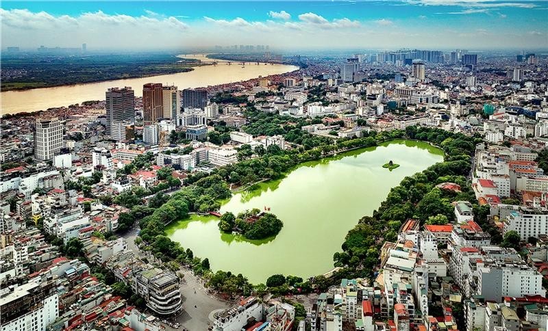 Photo exhibition spotlights beauty of Hanoi and Vietnam