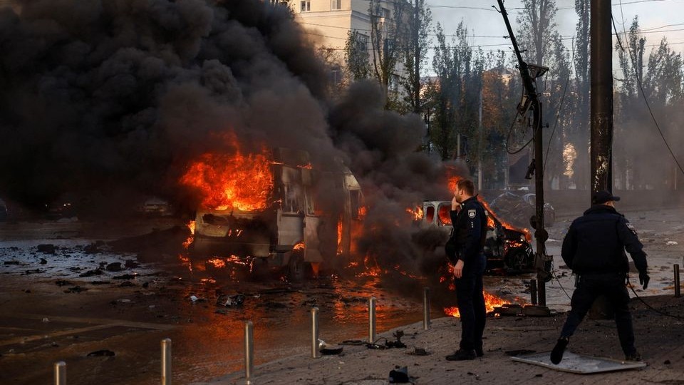 Hàng loạt vụ nổ lớn tại trung tâm thủ đô Kiev: Ukraine tuyên bố sẽ 'đáp trả'