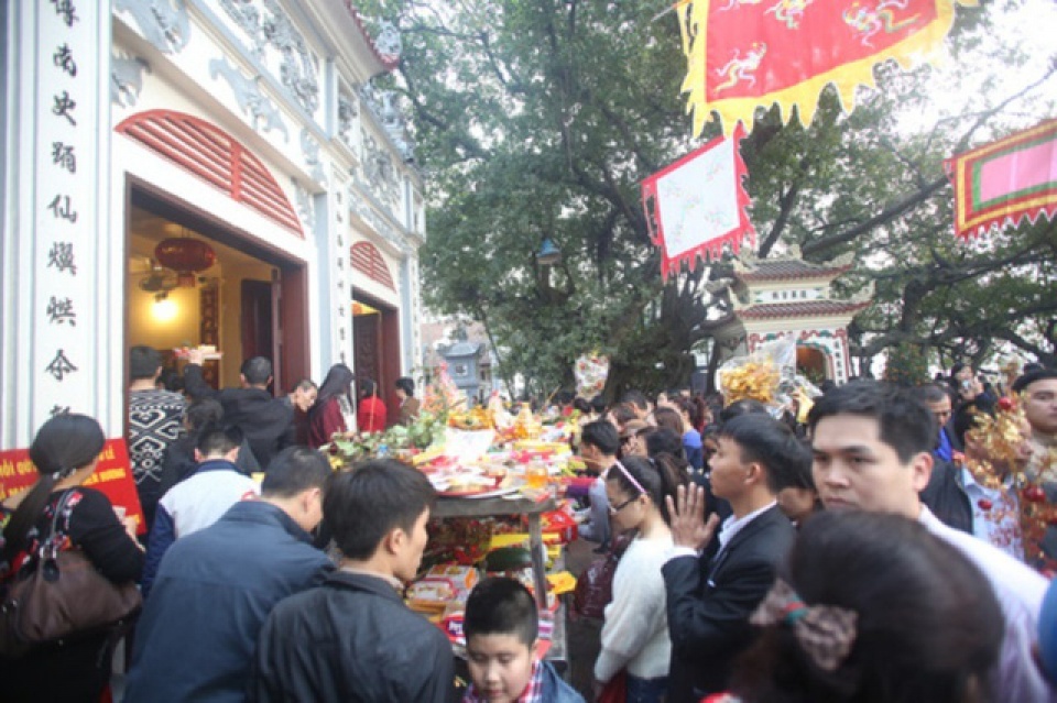 7 ngoi den chua o mien bac cho chuyen hanh huong dau nam