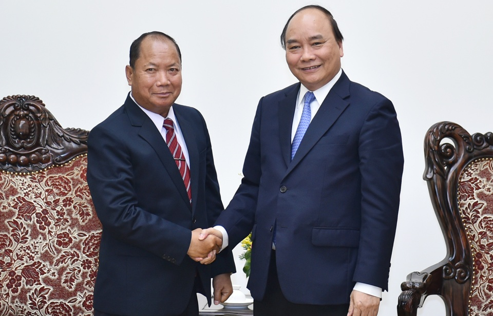 Thủ tướng Nguyễn Xuân Phúc tiếp Bộ trưởng An ninh Lào