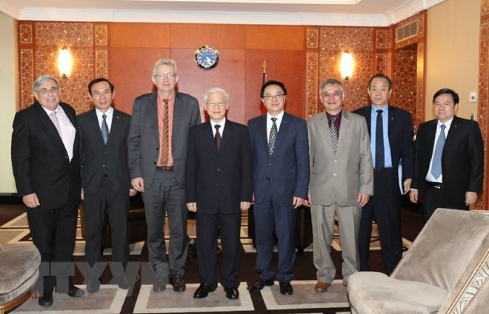 CPV General Secretary meets with leader of French Communist Party