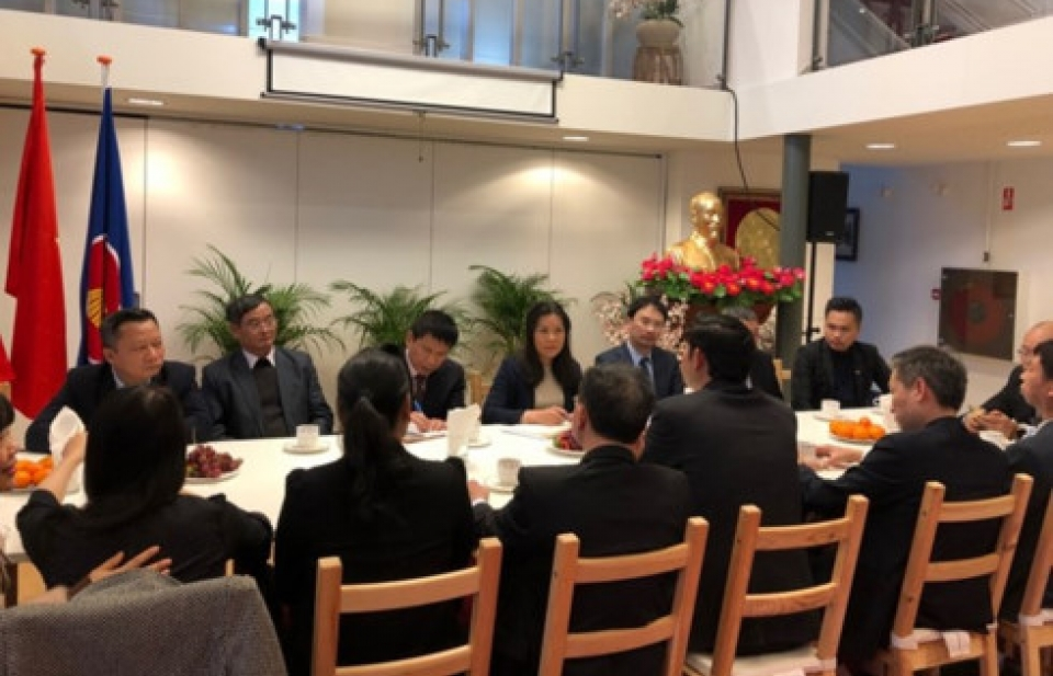 Civil aviation delegation on working trip to Netherlands