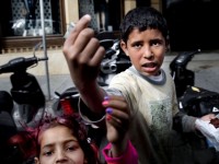 Trẻ em tị nạn Syria vất vả mưu sinh trên đường phố Lebanon