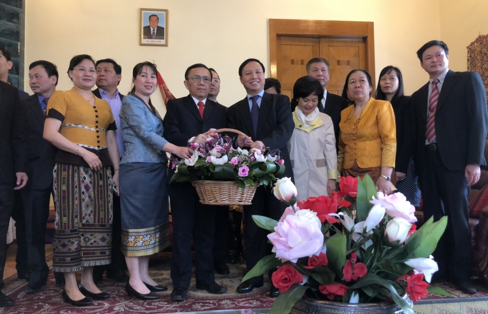 Đại sứ quán Việt Nam tại LB Nga chúc mừng Tết cổ truyền Lào