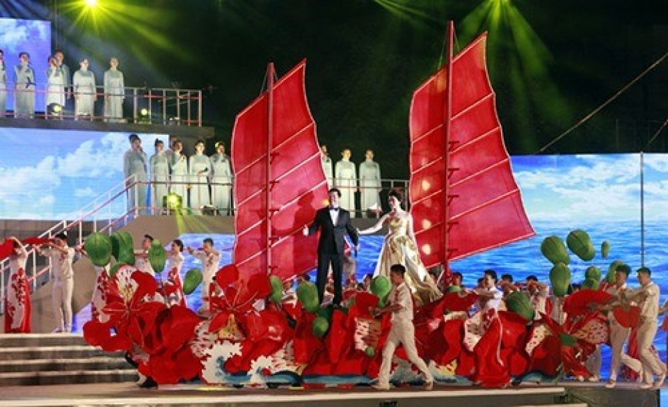 flamboyant flower festival to dazzle hai phong