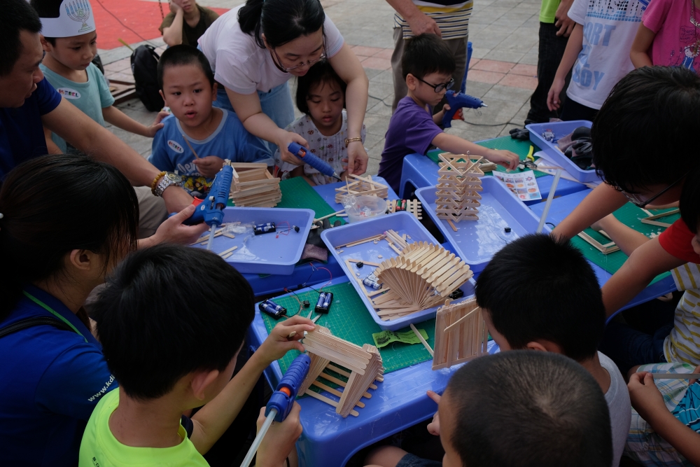 israeli embassy hosts 2019 childrens festival in hanoi