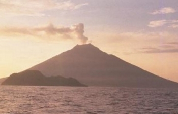 Thêm một núi lửa ở Papua New Guinea "thức giấc"
