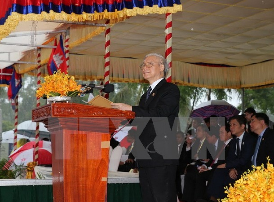 tong bi thu du le khanh thanh dai huu nghi viet nam campuchia