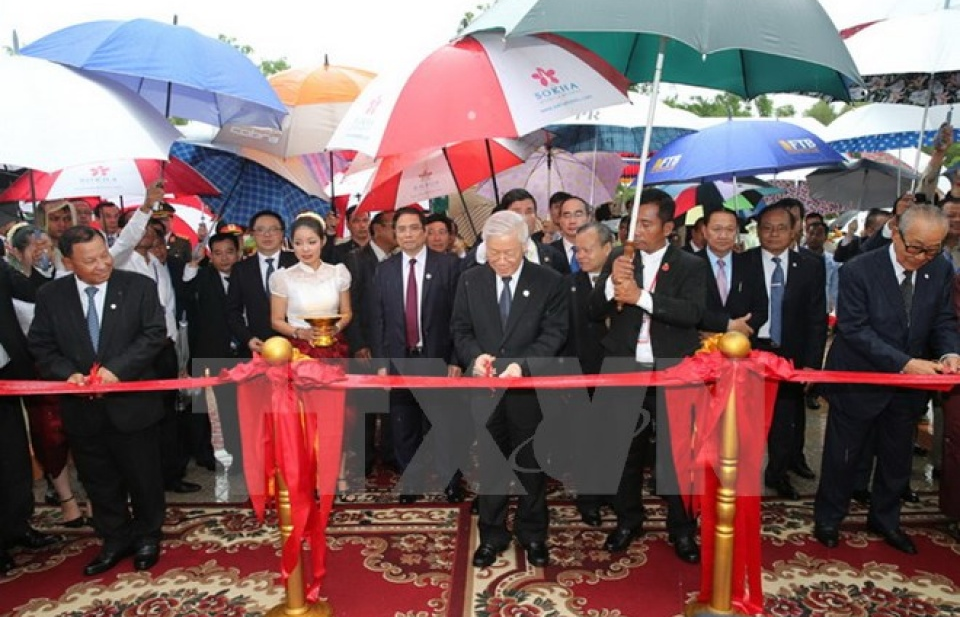Tổng Bí thư dự lễ khánh thành Đài Hữu nghị Việt Nam-Campuchia