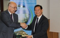 plentiful opportunities for stronger vietnam romania cooperation
