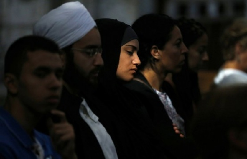 Pháp: Tín đồ Hồi giáo thể hiện tinh thần hòa hợp tôn giáo