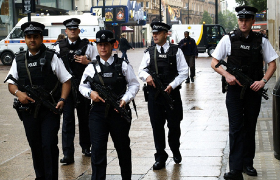 Anh sẽ triển khai thêm cảnh sát vũ trang ở London