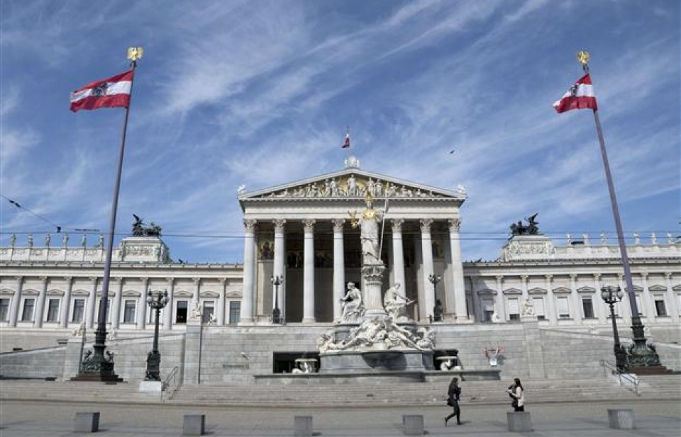 Áo tổ chức bầu cử quốc hội sớm