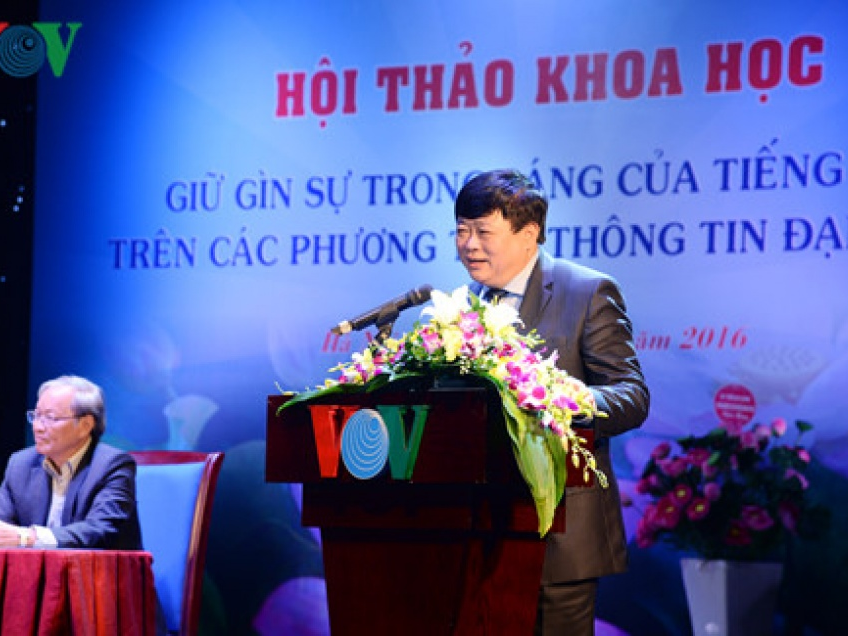 Cần có Luật ngôn ngữ để giữ gìn sự trong sáng của tiếng Việt?