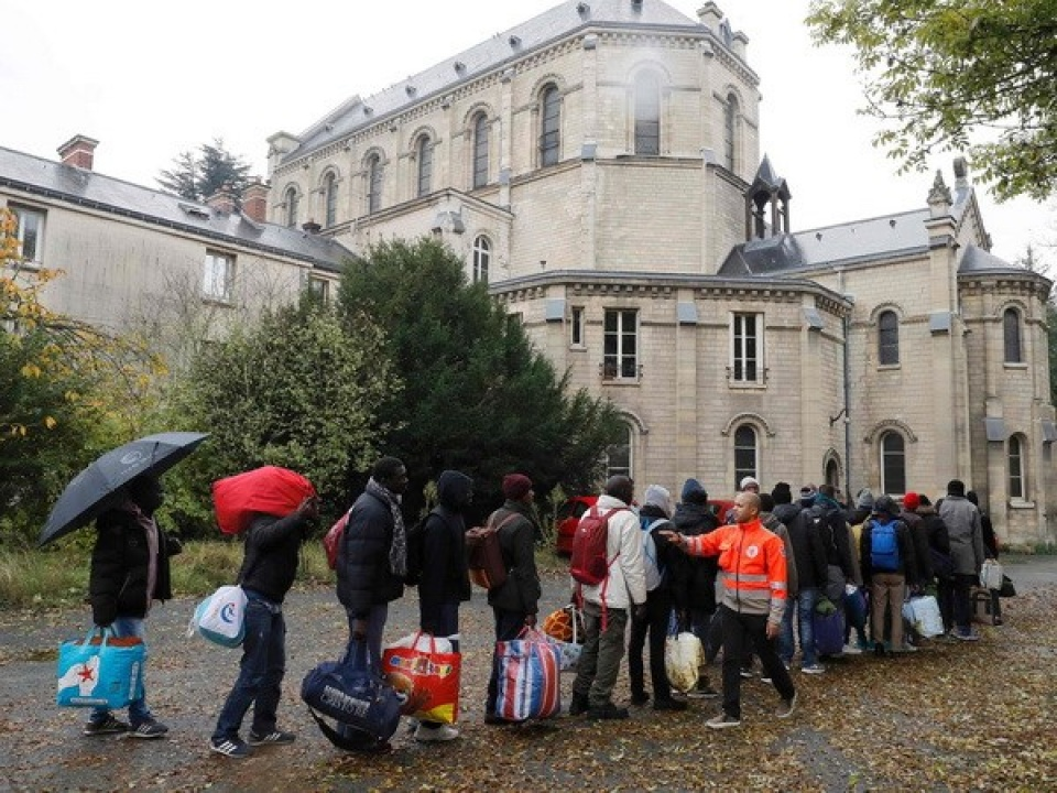 Paris mở cửa trung tâm đón tiếp người vô gia cư