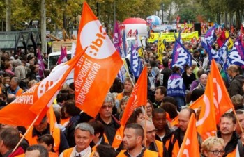 Pháp: Biểu tình tiếp diễn nhằm phản đối sắc lệnh cải cách lao động