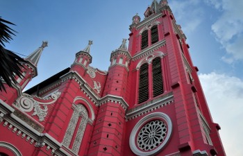 HCM City-based Tan Dinh Church becomes tourist destination