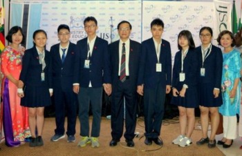 Vietnamese students win high prizes at Int’l Junior Science Olympiad