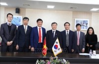 Vietnam, RoK share experience in communications development, education
