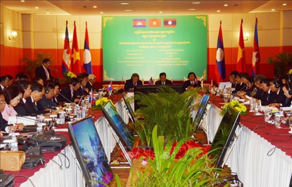 Supreme courts of Vietnam, Laos, Cambodia bolster cooperation