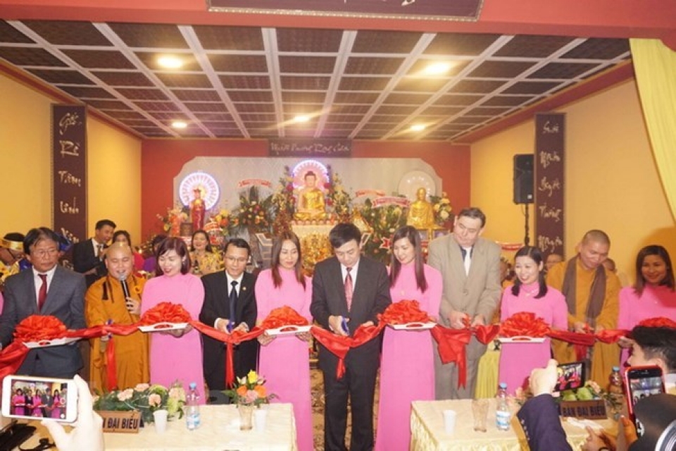 vietnameses first buddhist cultural centre in czech republic opens