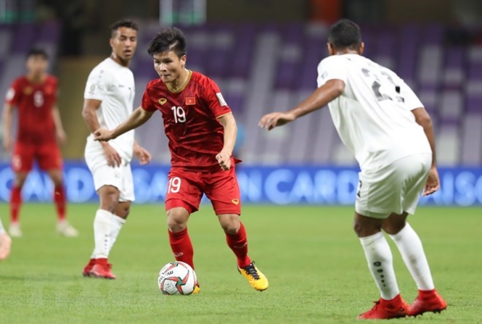 quang hai gianh giai cau thu xuat sac nhat vong bang asian cup 2019