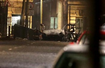 Bắc Ireland: Nổ xe nghi do bị gài bom