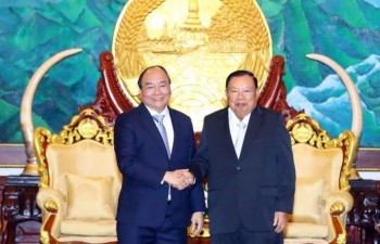 Vietnamese Prime Minister meets with Laos’ Party, parliamentary leaders