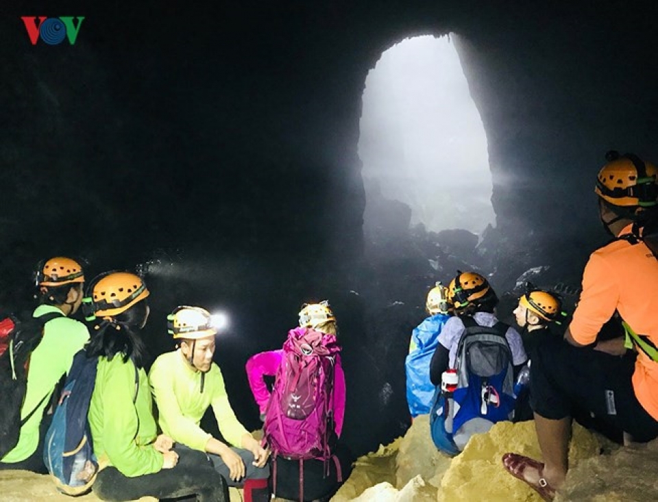 exploring son doong cave in early spring