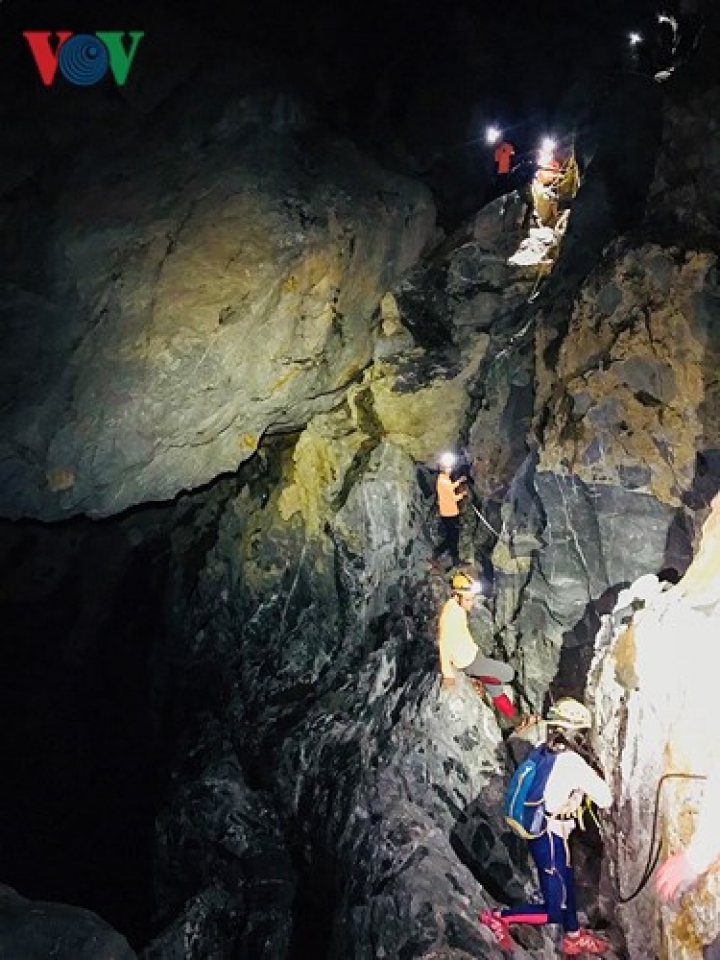 exploring son doong cave in early spring