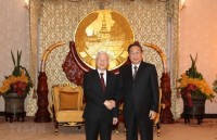 vietnamese lao businesses enhance partnership