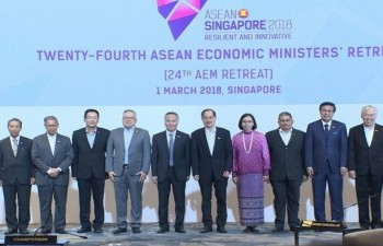 ASEAN economic ministers meet in Singapore