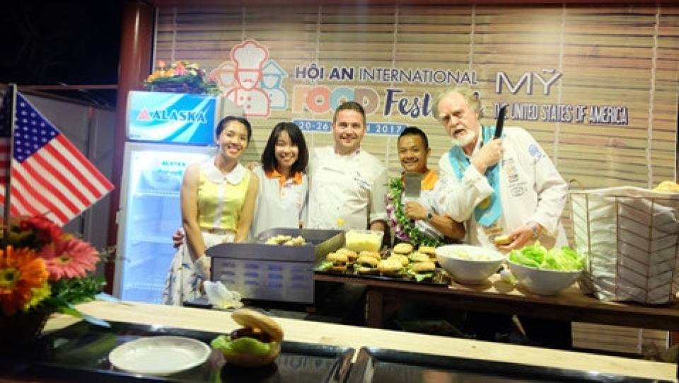 hoi an international food festival to feature 12 famous chefs