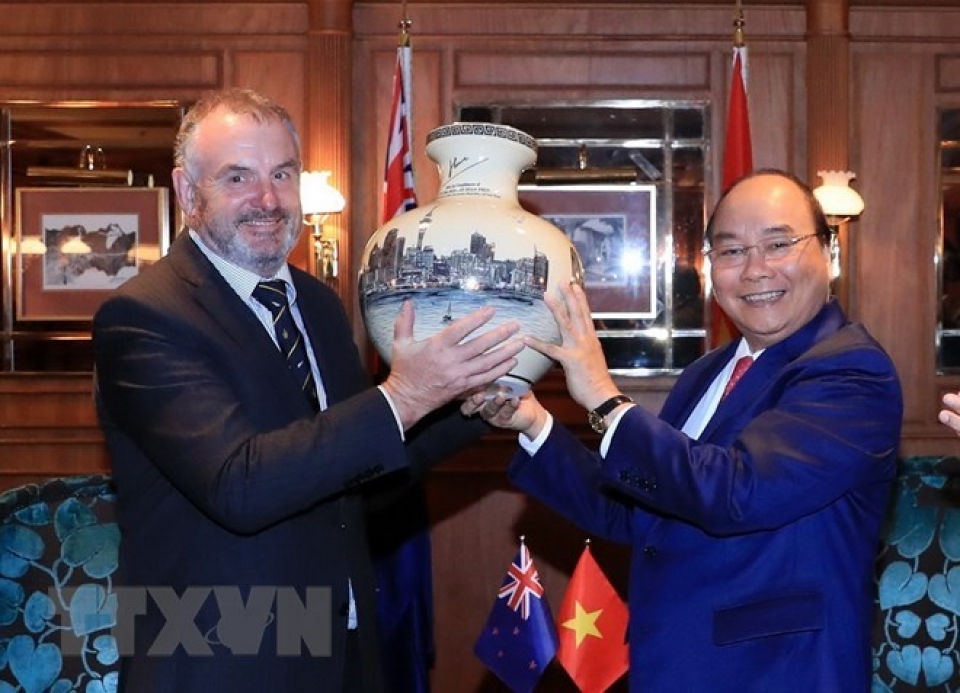 pm phuc meets new zealand speaker of house of representatives