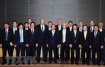 PM Nguyen Xuan Phuc expects new waves of investments from Australia