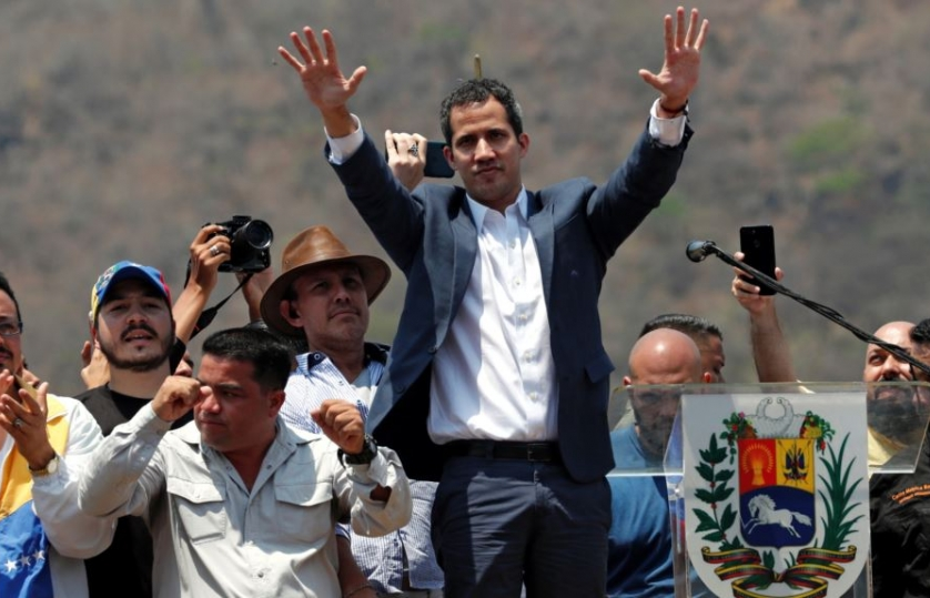 Tòa án tối cao Venezuela yêu cầu tước quyền miễn trừ của ông Guaido