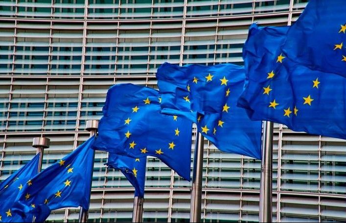 EU hạ dự báo tăng trưởng kinh tế khu vực do tác động của đại dịch Covid-19