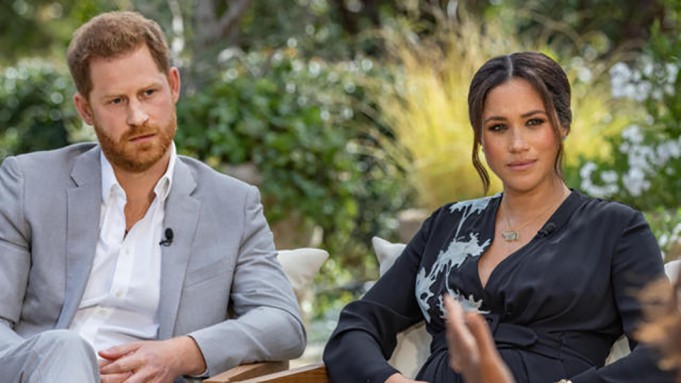 Cặp đôi Harry-Meghan tại buổi phỏng vấn với Oprah Winfrey về quá khứ tại Hoàng gia Anh. (Nguồn: CBS)