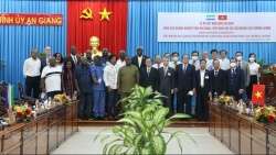 Tổng thống Sierra Leone Julius Maada Bio thăm tỉnh An Giang